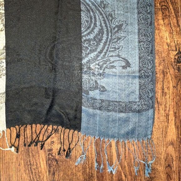 $5 Item! Melanie Lyne Vex Collection Blue Black Gold Huge Paisley Fringe Scarf - Picture 3 of 10